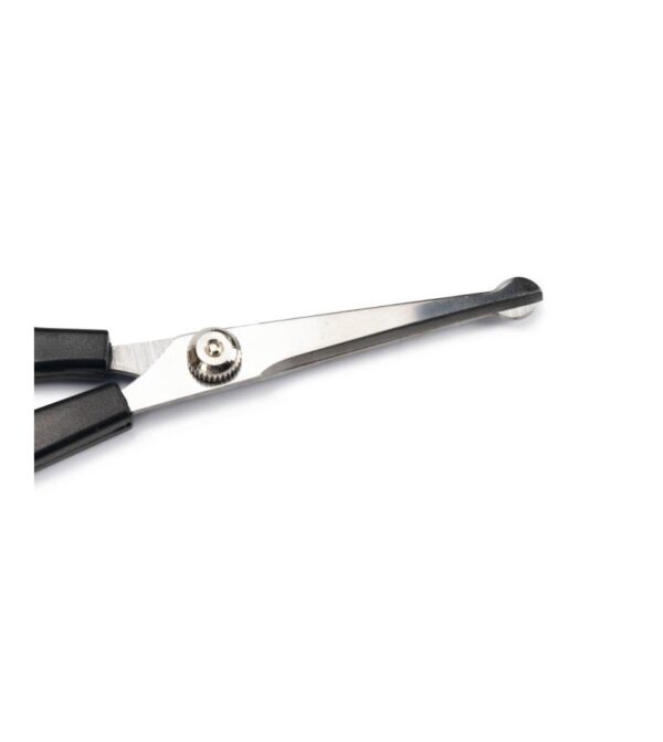 Beeztees käärid ninale, kõrvale