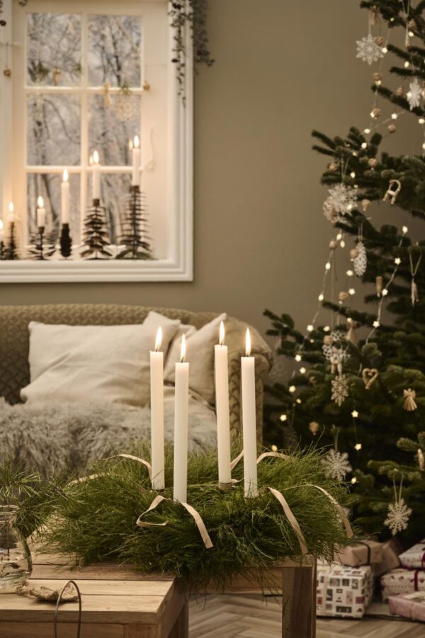 Advendiküünlad 4tk/pk valge d2,2x h29cm