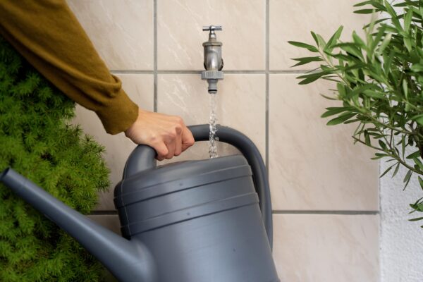 Kraaniliitmik 33,3 mm  (G 1") Anti-Splash juhitud veejuga