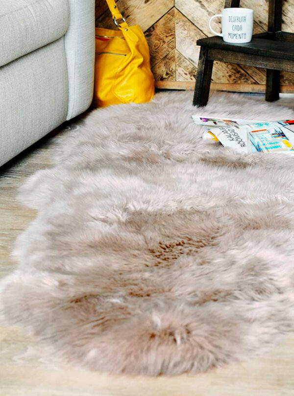 Lambanahk Narma Merino mink M ±60x90cm