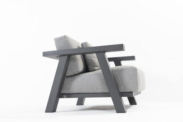 Aiatugitool Iconic 95x95x h83cm