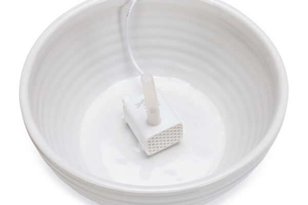 Purskkaev Beeztees lemmikloomale 1,5L 21x21x9cm valge