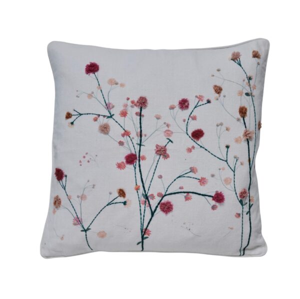 Dekoratiivpadi Hallie 50x50cm valge