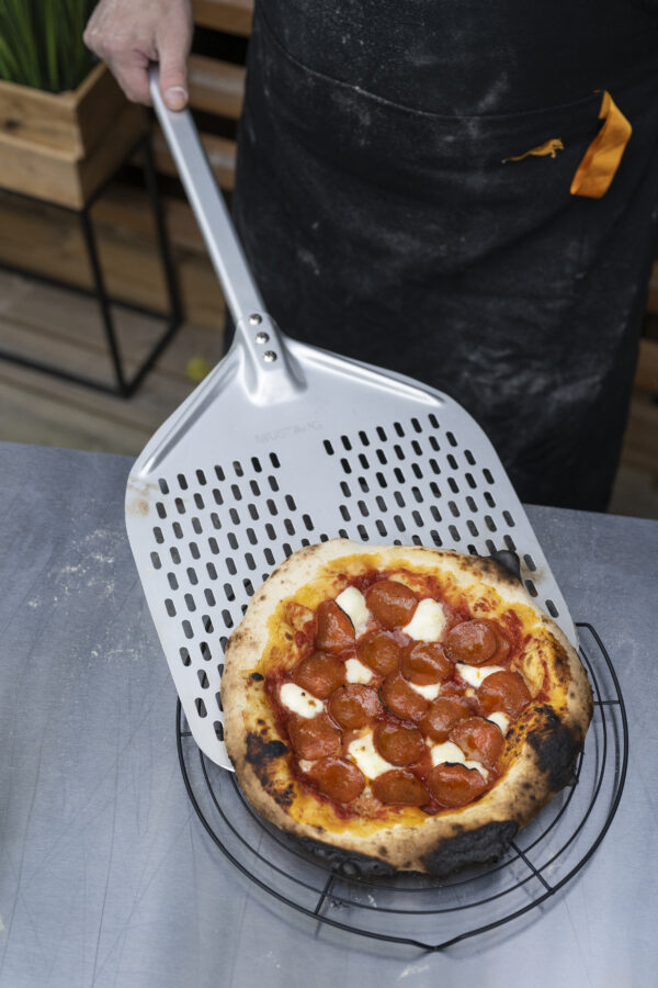 Pitsalabidas Mustang Premium 30x92,5cm