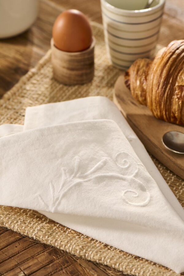 Salvrätik valge mustriga 40x40cm puuvill