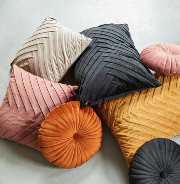 Dekoratiivpadi Emmy 45x45cm vanaroosa