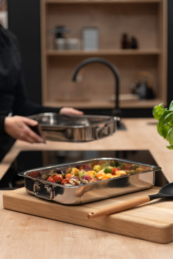 MAKU ahjupann 4,4L 36,5x 26,5cm roostev.