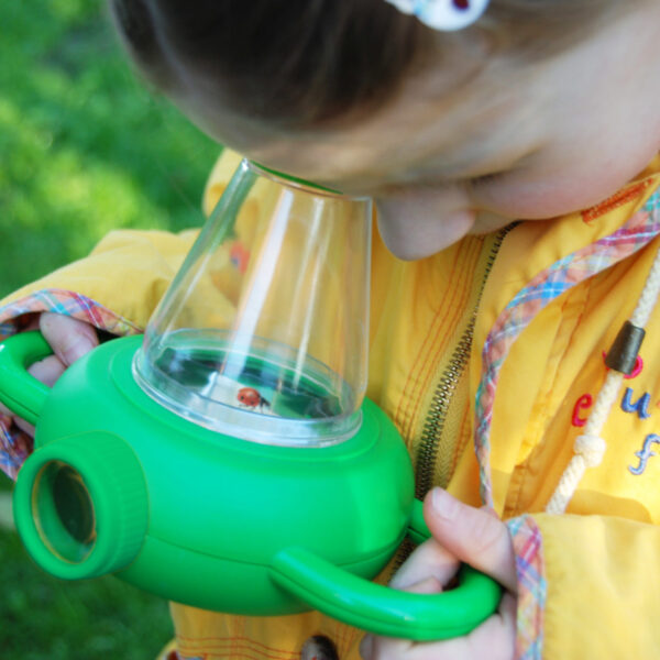 Putukate uurimise seade lastele