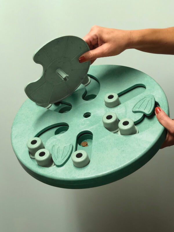 Nuputamismäng Dog Worker roheline