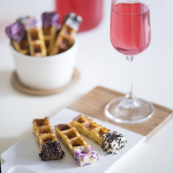 Maku kauss 10cm valge