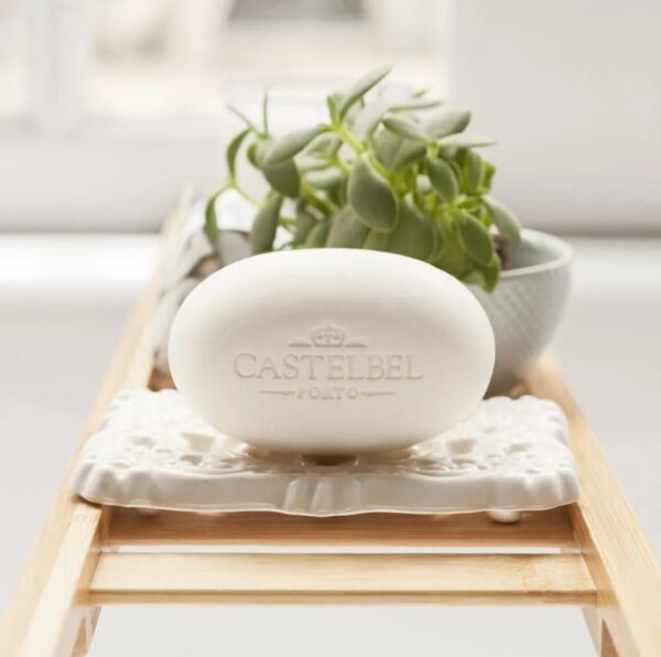 Seebialus Castelbel portselanist valge