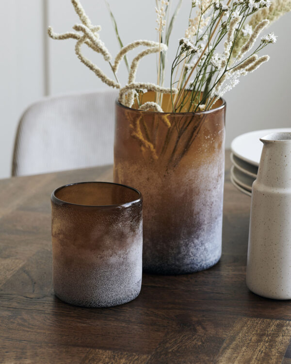 Küünlahoidja Mist d9,5x h11,5cm pruun klaasist