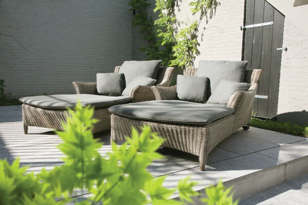 Lamamistool Valentine + 4 patja