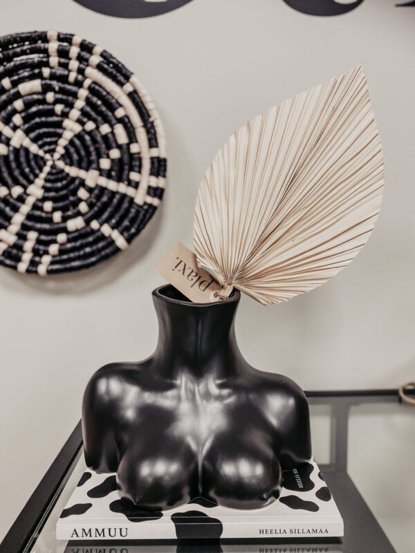 Vaas Body suurem, must