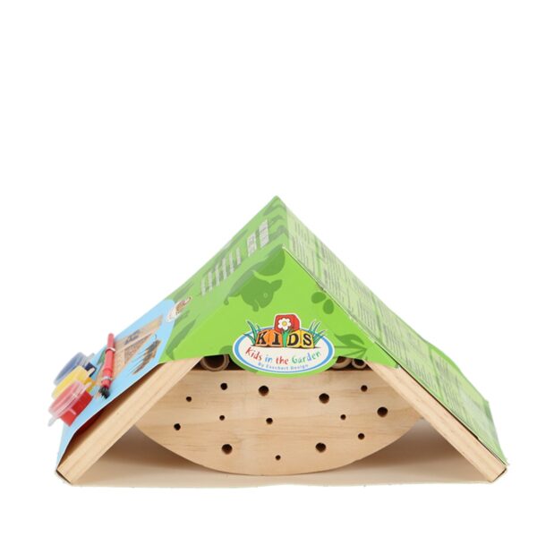 Putukahotell koos värvimise komplektiga