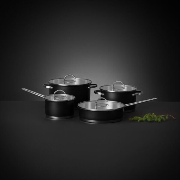 MAKU kastrul kaanega 1,6L 16cm must