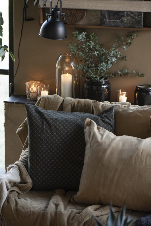 Dekoratiivpadi 50x 50cm pruun