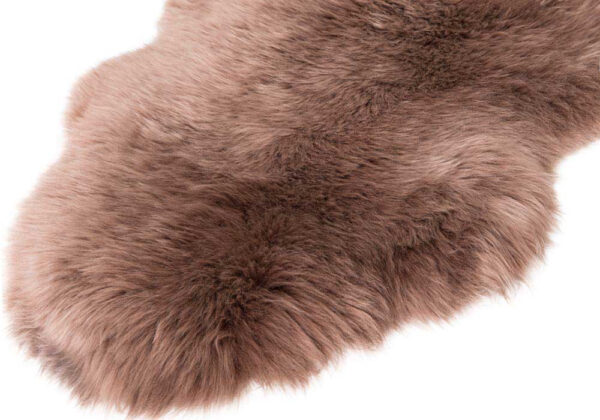 Lambanahk Narma Merino caramel M ±60x90cm