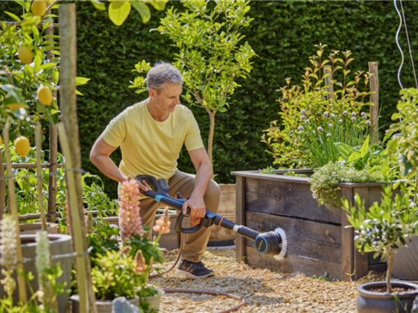 Terrassihari akuga Gardena Universal aku- ja laadijata