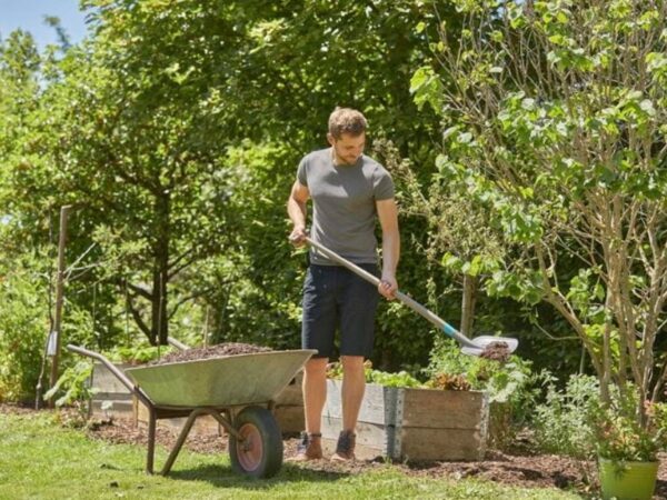 Kühvel labidas Gardena NatureLine T käepide 131cm