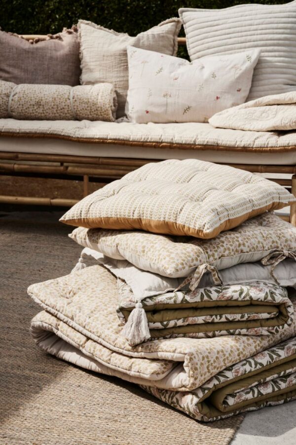 Toolipadi Felima kreem 45x45cm