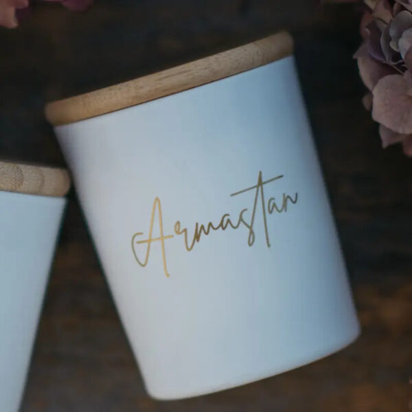 Lõhnaküünal sojavahast Passion, sõnumiga Armastan 140g