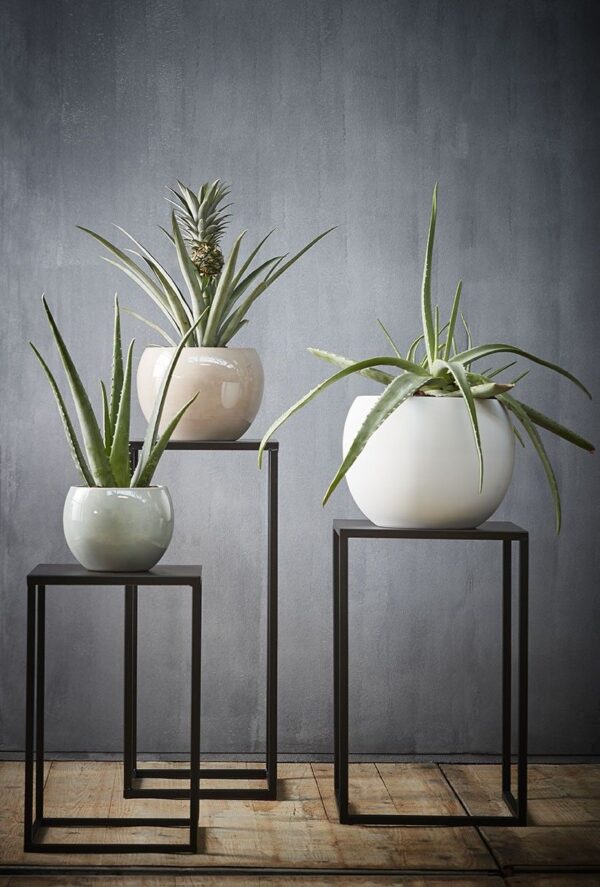 Lillepostament Goa 25x25x h60cm must