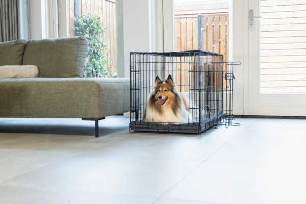 Metallpuur L must 91cm