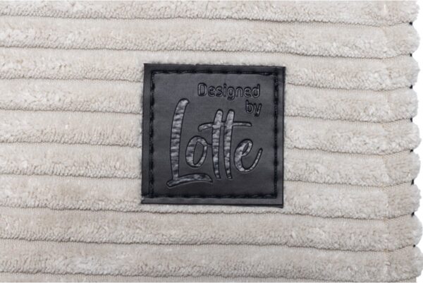 Pesa Lotte diivanile helehall 70x50cm