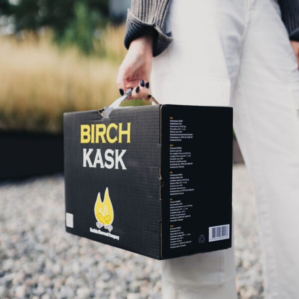 Kaminapuu kask pappkastis 24L