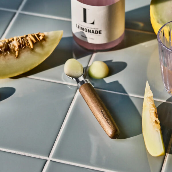 Melonilusikas NV 16x3x h2cm