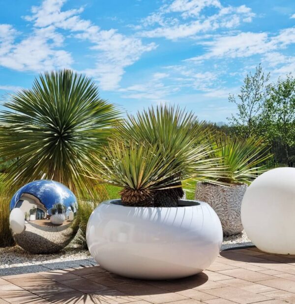 Õuepott Ufo Ø47x h25cm valge