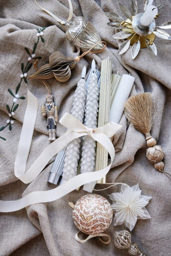 Küünal Livissia hõbedane h24,5cm 2tk/pk