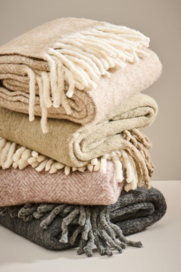 Pleed Throw hall 130x170cm