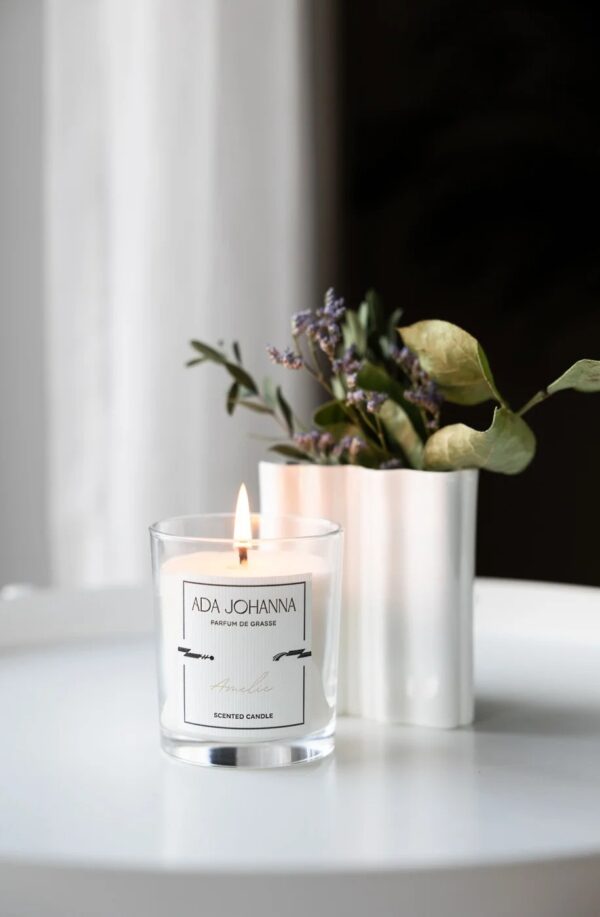 Lõhnaküünal Amelie klaasis 30h