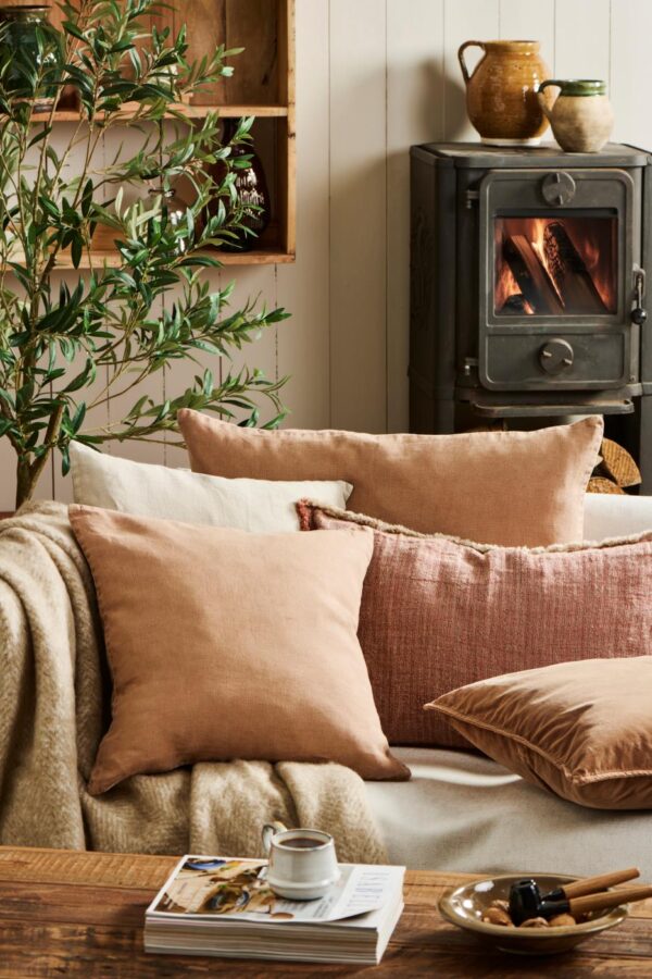 Dekoratiivpadi Mel pruun 50x50cm