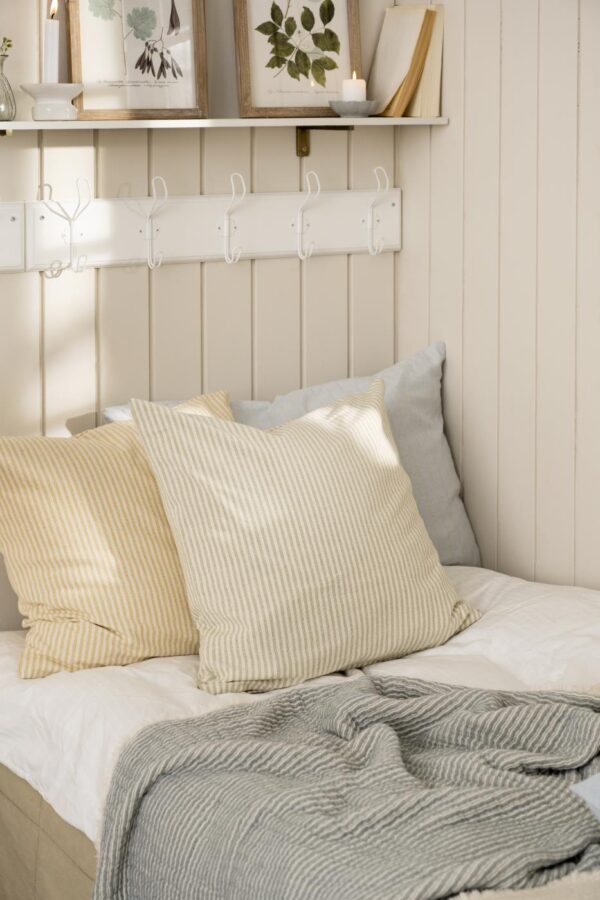 Voodikate Thy hall 150x250cm