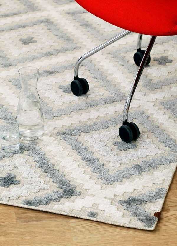 Käsikootud vaip Narma Madona valge 140x200cm