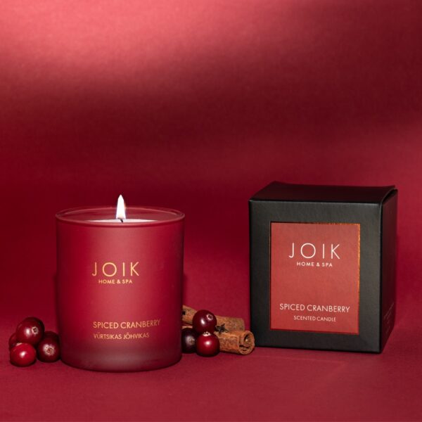 JOIK Home & Spa lõhnaküünal Vürtsikas Jõhvikas kinkekarbis 150g