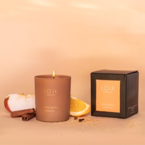 JOIK Home & Spa lõhnaküünal Õunaglögi kinkekarbis 150g