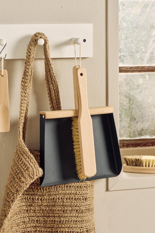 Prügikühvel ja hari pruun 26x31x h6,3cm