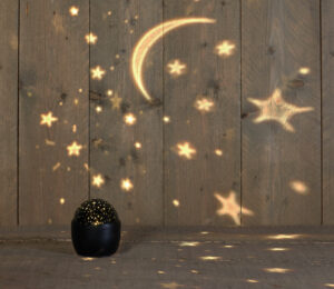 Valgusprojektor Kuu ja tähed soe valge 11,5x13cm patareidega