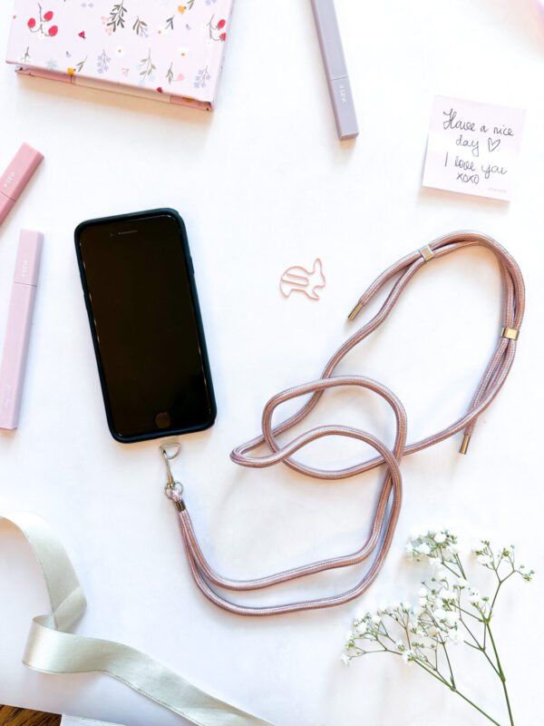 Telefonipael Oh so pink!