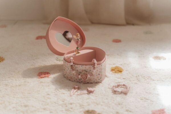 Little Dutch Ehtekarp muusikaga Fairy Garden