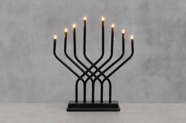 Advendiküünal Bessy must 8LED taimeriga