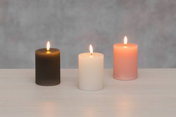 LED küünal 3D leegiefektiga hall 3D Ø7,5x h13cm