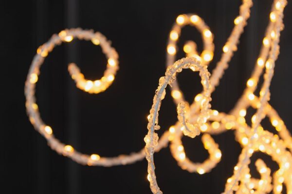 Led lühter riputatav soe valge 76x76x h60cm 540LED IP44