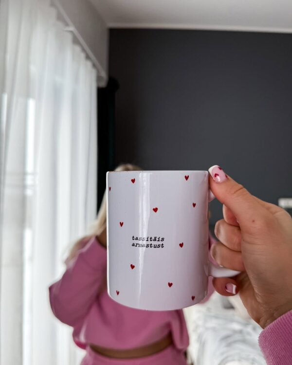 Disainkruus Tassitäis armastust