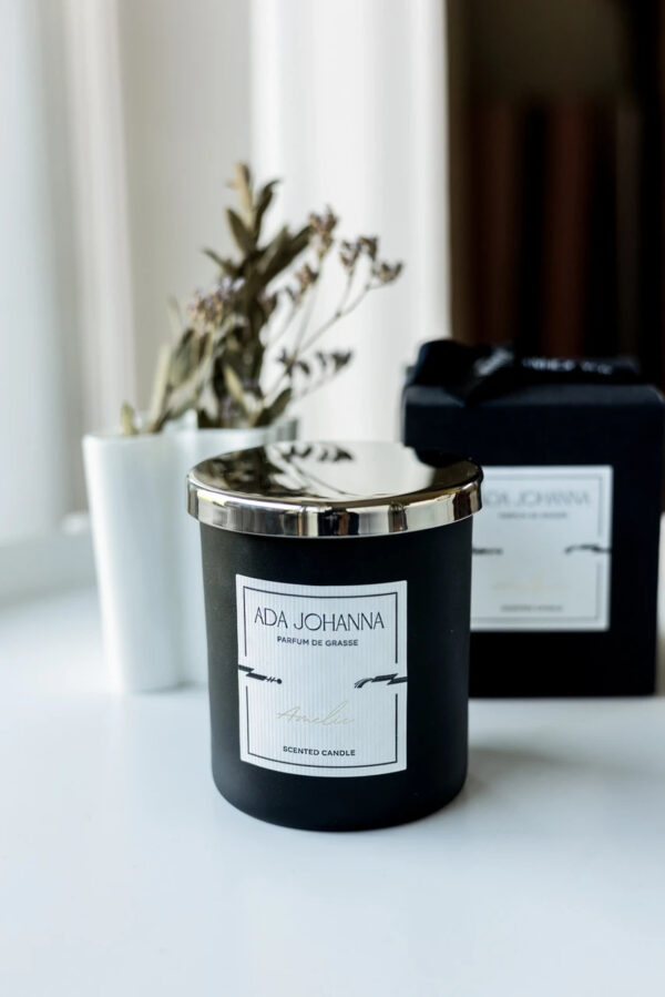 Parfüümküünal Amelie must 220g