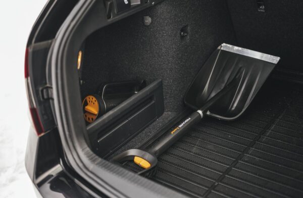 Autolabidas Fiskars x-seeria teleskoopvars